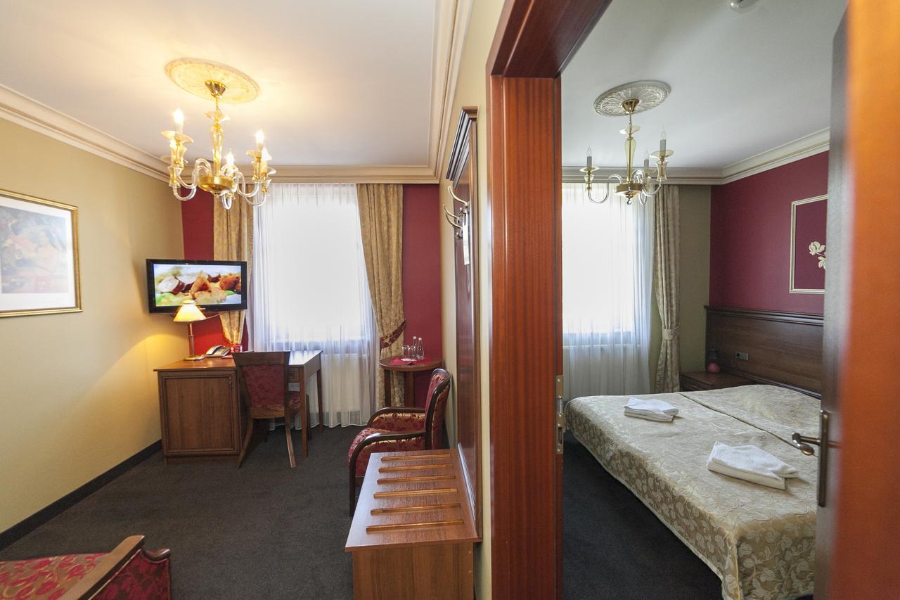 Hotel Przy Mlynie Rybnik  Kültér fotó