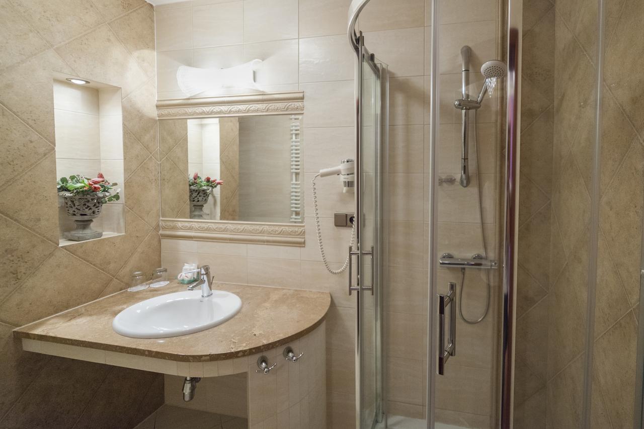 Hotel Przy Mlynie Rybnik  Kültér fotó