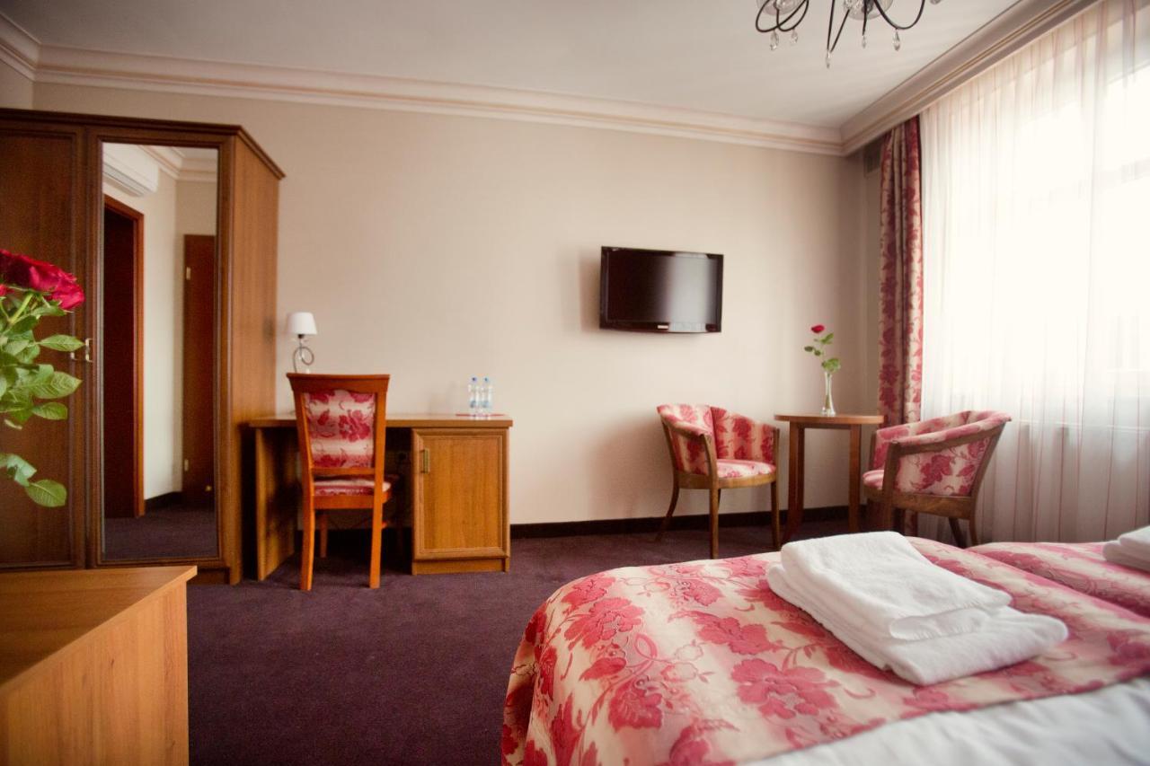 Hotel Przy Mlynie Rybnik  Kültér fotó